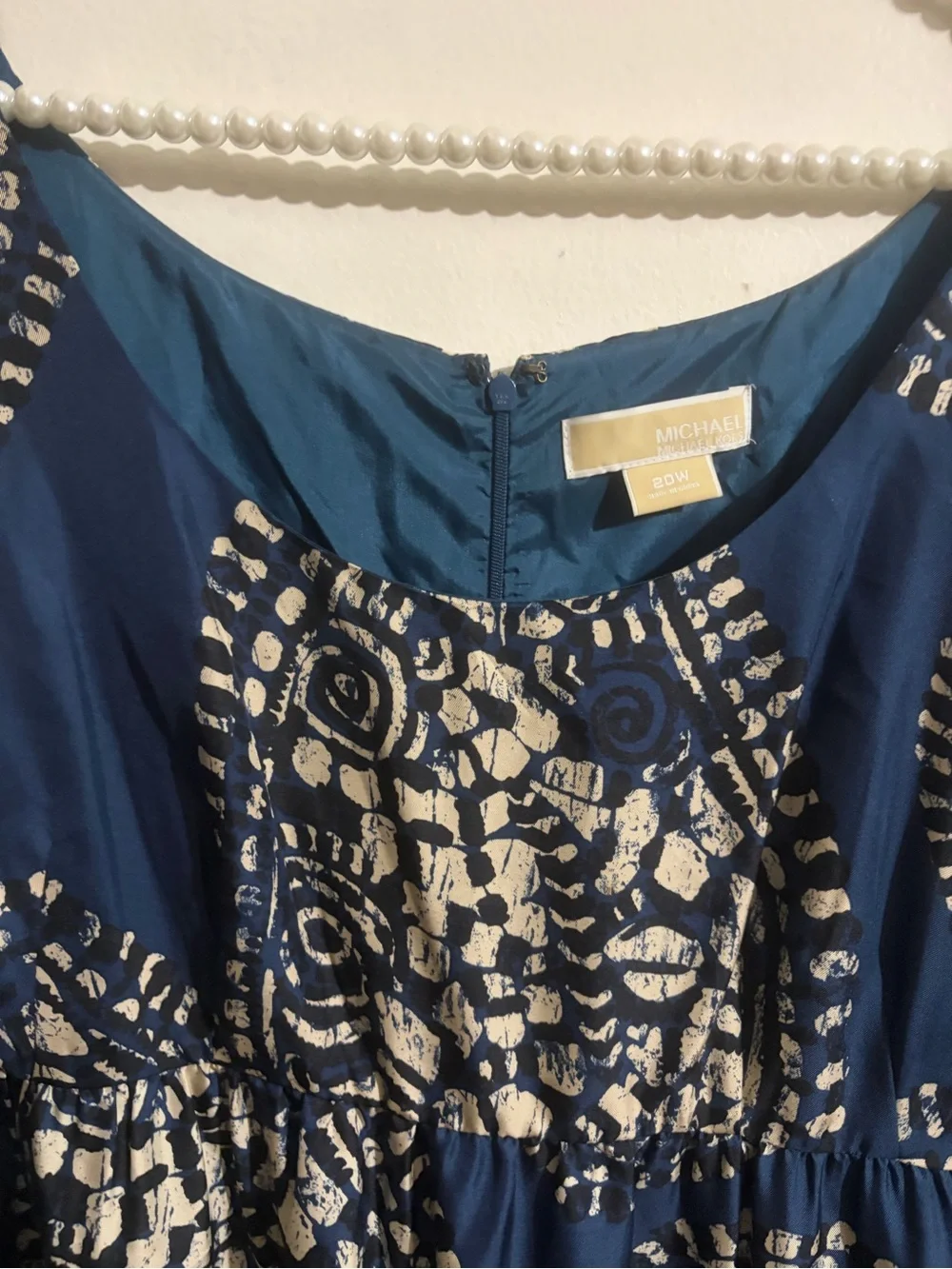 Michael Kors Navy and Cream Sleeveless Midi Dress Sillk